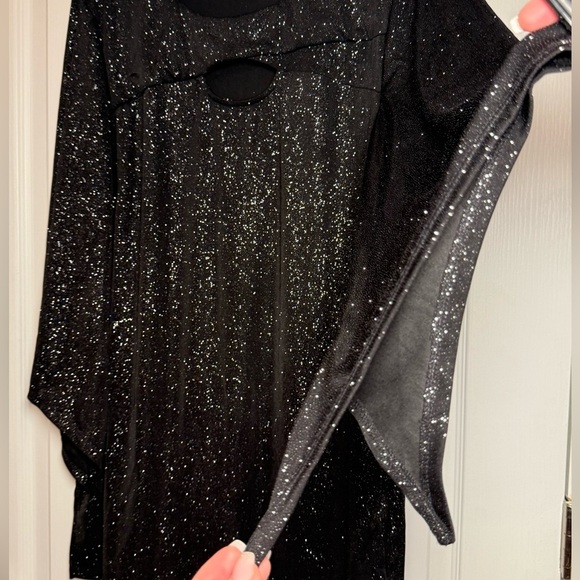 Cato Black Sparkle Keyhole Blouse - Picture 6 of 8